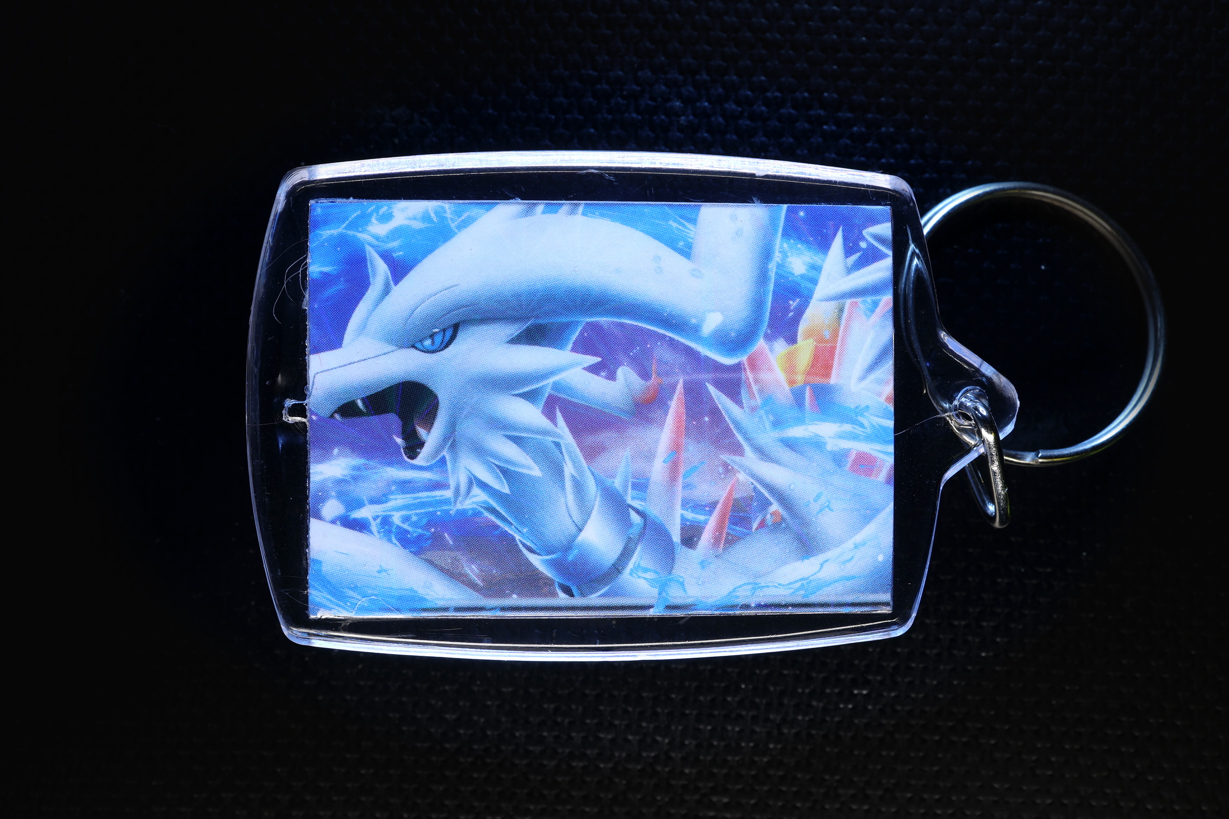 Reshiram ex Holographic Card Keychain — Tait Collectables